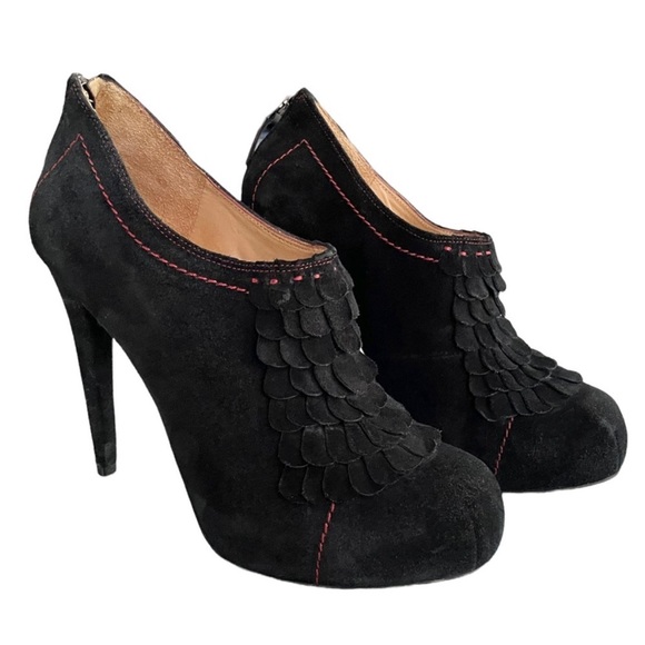 L.A.M.B Black Suede Women's Heels - Picture 3 of 12